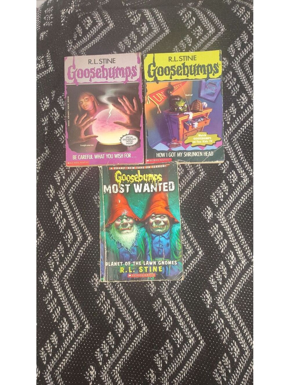 Goosebumps R.L. Stine 3 Book Lot Most Wanted Horror Vintage Kids
